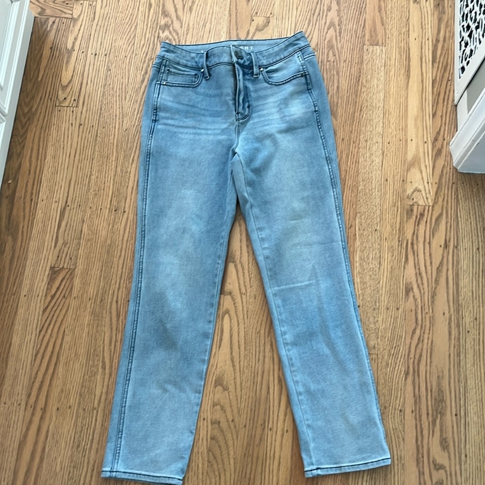 WHBM straight hirise ankle jean size 2